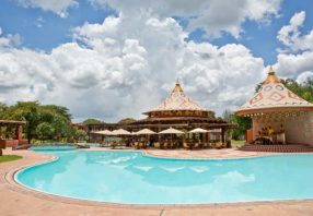 Avani Resort Victoria Falls Pool-Bar